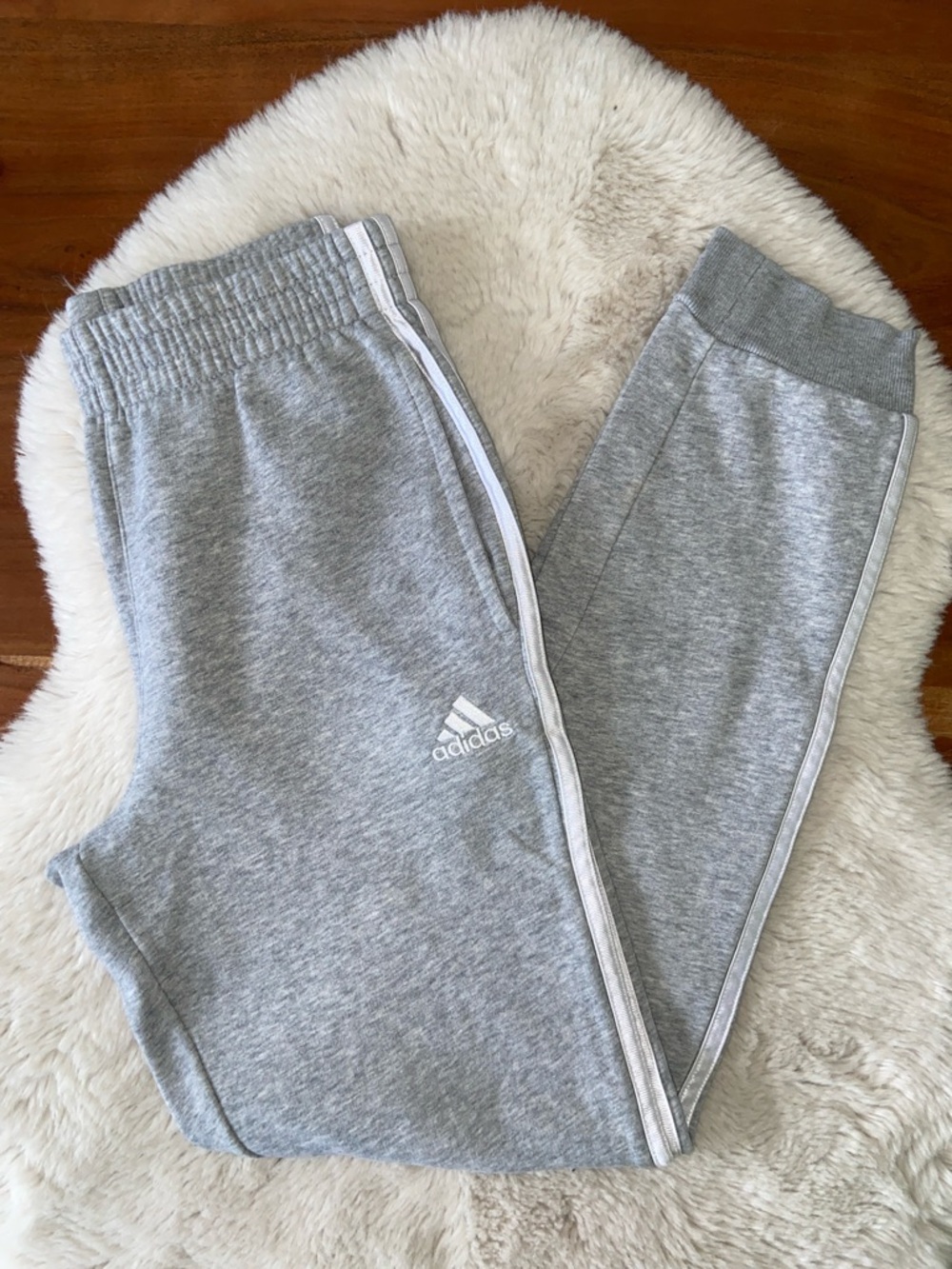 Adidas boys grey sweatpant jogger white stripe athleisure sport athletic L 14/16